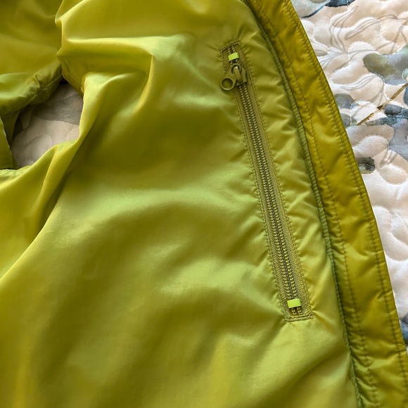 Columbia Quilted Midweight Down Puffer Vest Lime Green Size Small - Picture 8 of 16